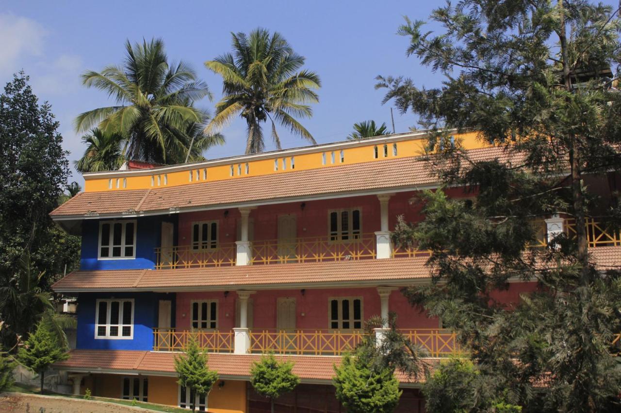 Marayoor Holidays Annex Paradise Valley Inn Maraiyur ภายนอก รูปภาพ