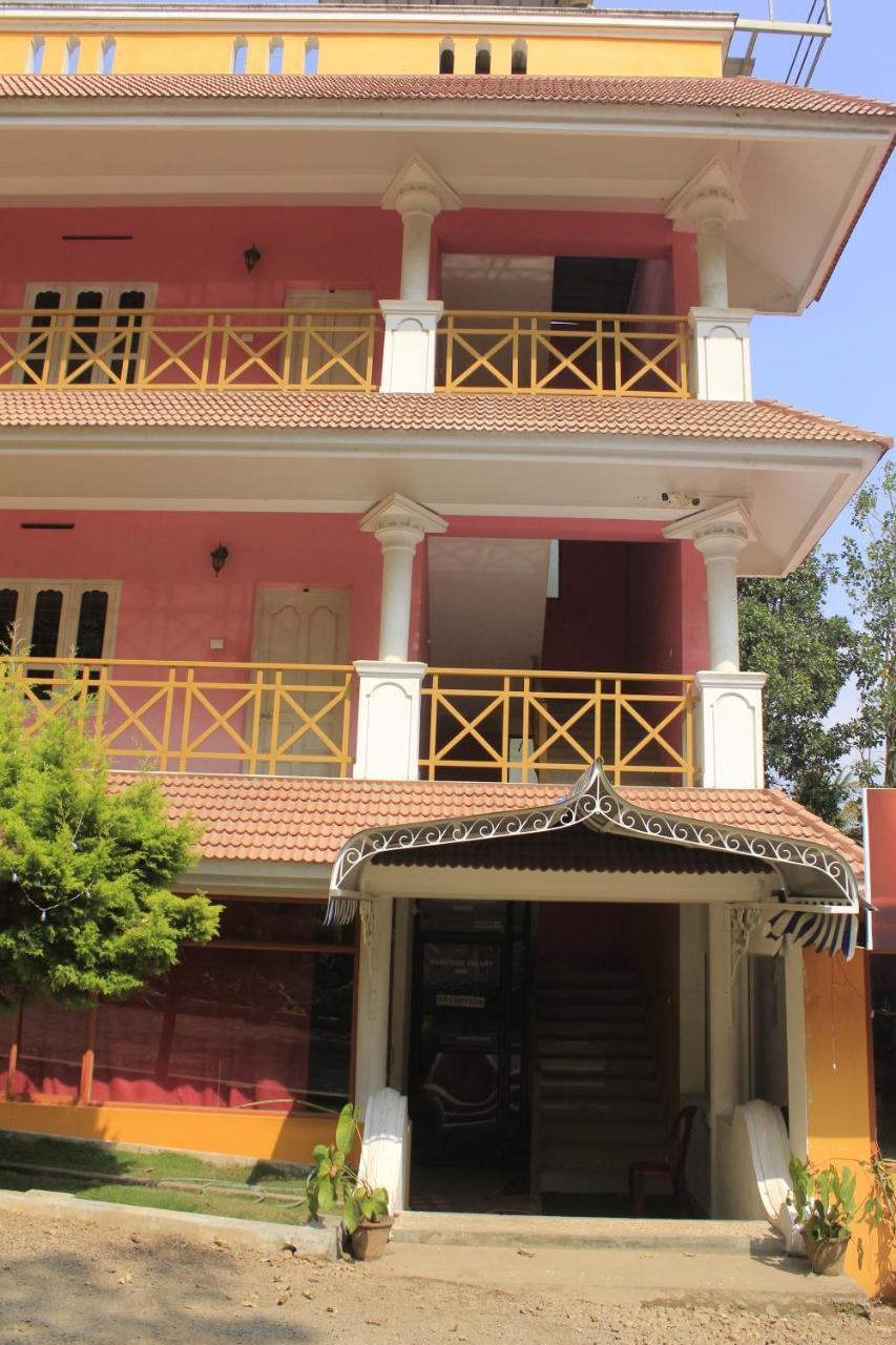 Marayoor Holidays Annex Paradise Valley Inn Maraiyur ภายนอก รูปภาพ