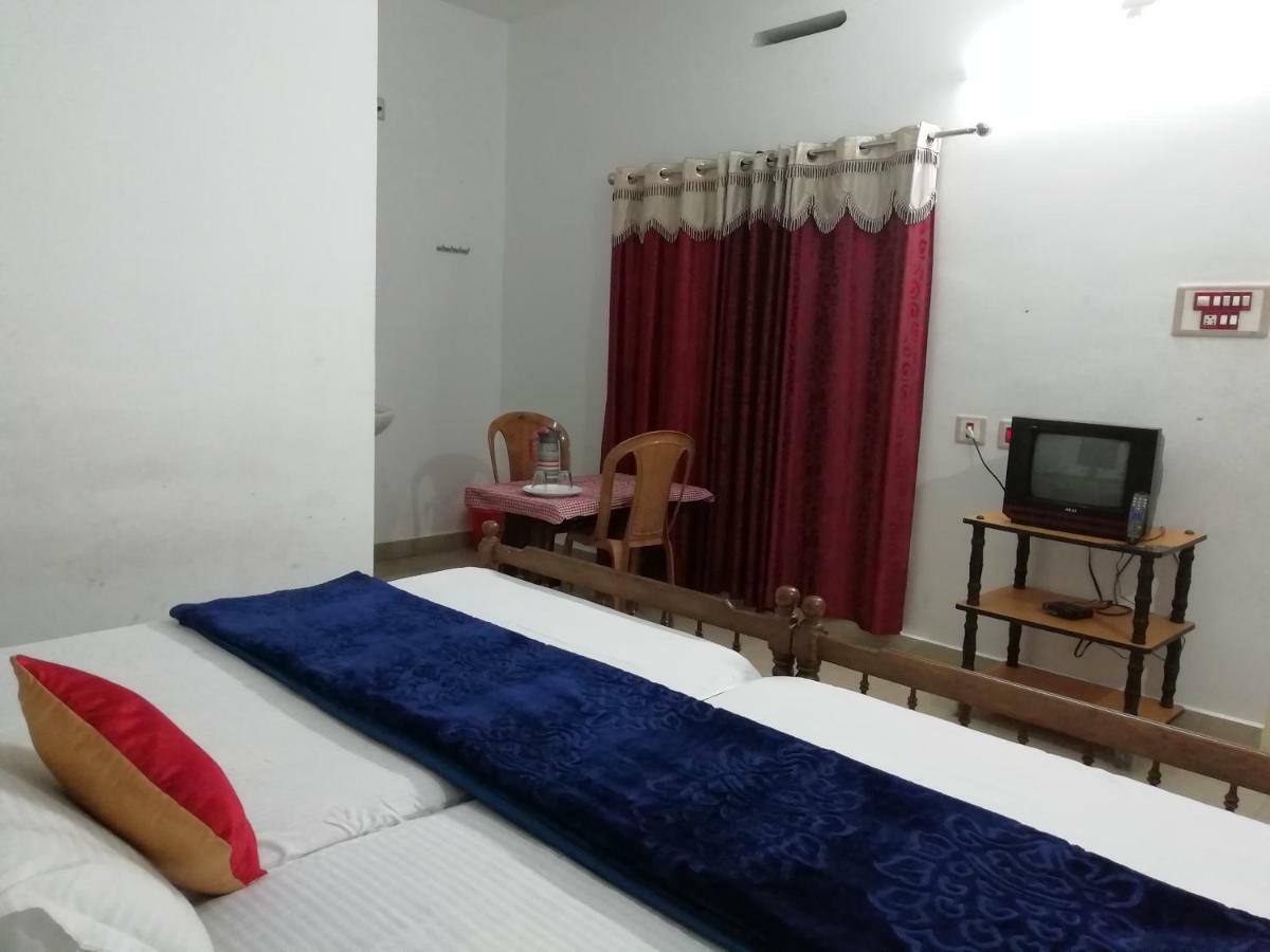Marayoor Holidays Annex Paradise Valley Inn Maraiyur ภายนอก รูปภาพ