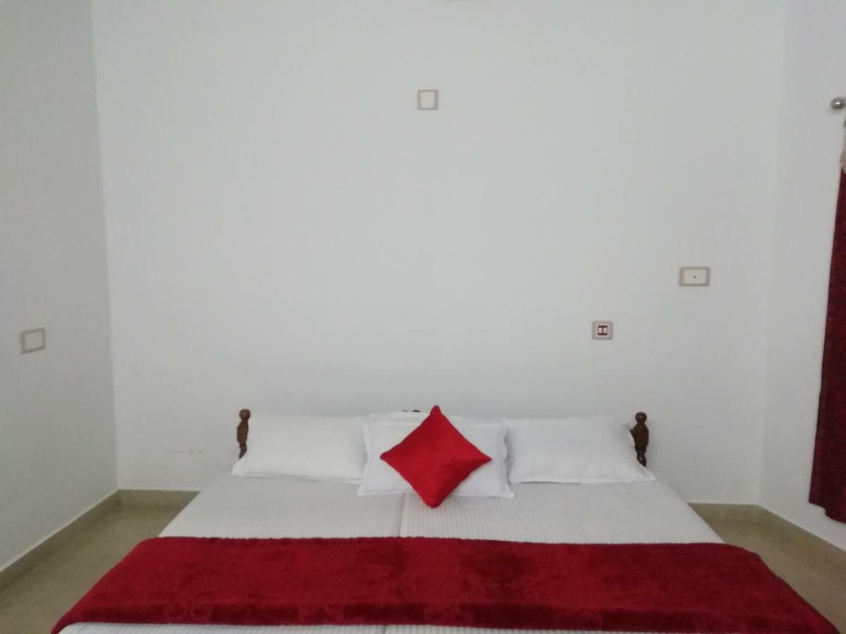 Marayoor Holidays Annex Paradise Valley Inn Maraiyur ภายนอก รูปภาพ