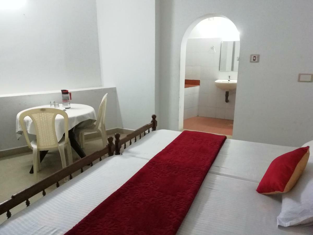 Marayoor Holidays Annex Paradise Valley Inn Maraiyur ภายนอก รูปภาพ