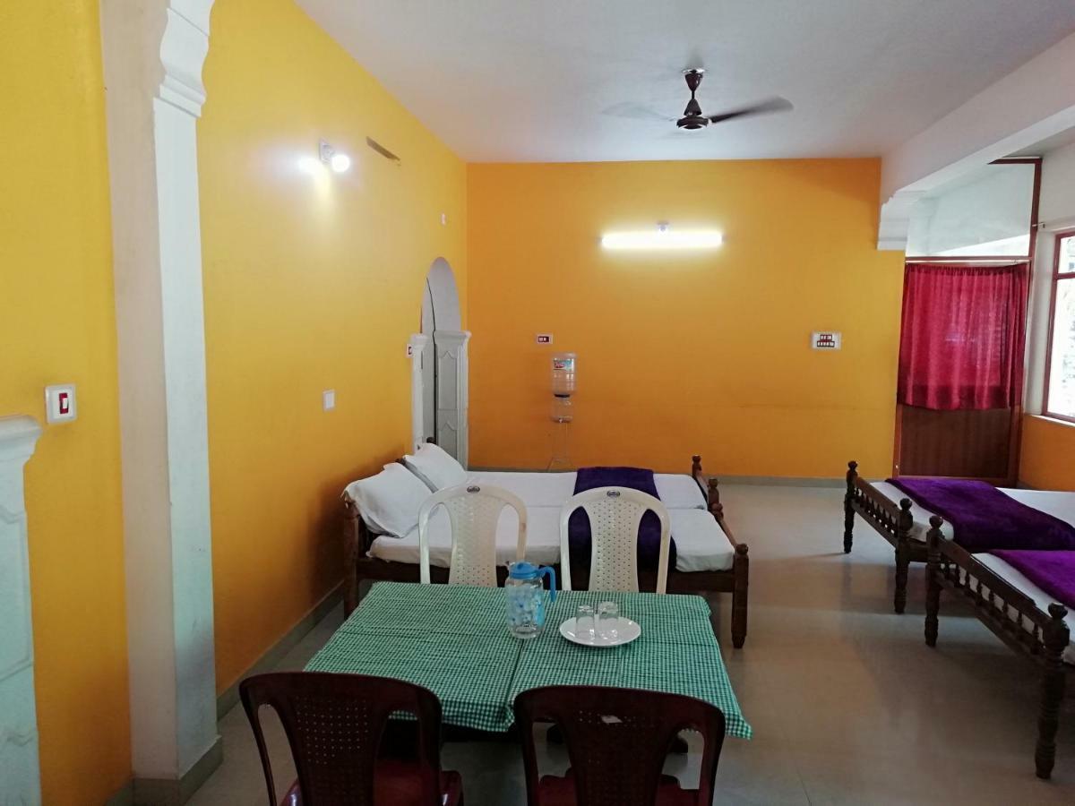 Marayoor Holidays Annex Paradise Valley Inn Maraiyur ภายนอก รูปภาพ