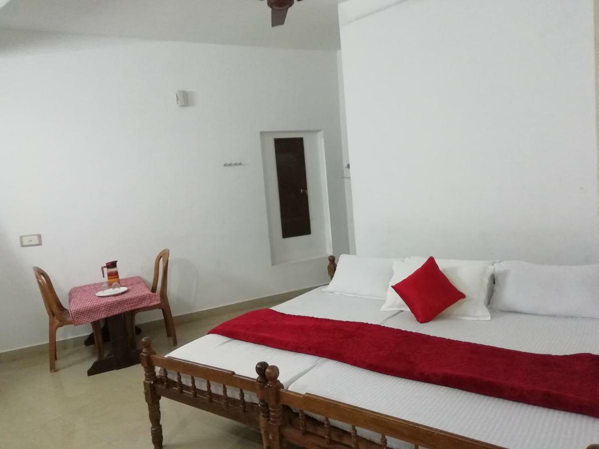 Marayoor Holidays Annex Paradise Valley Inn Maraiyur ภายนอก รูปภาพ
